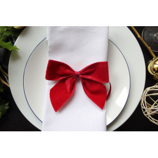 Velvet bow napkin ring
